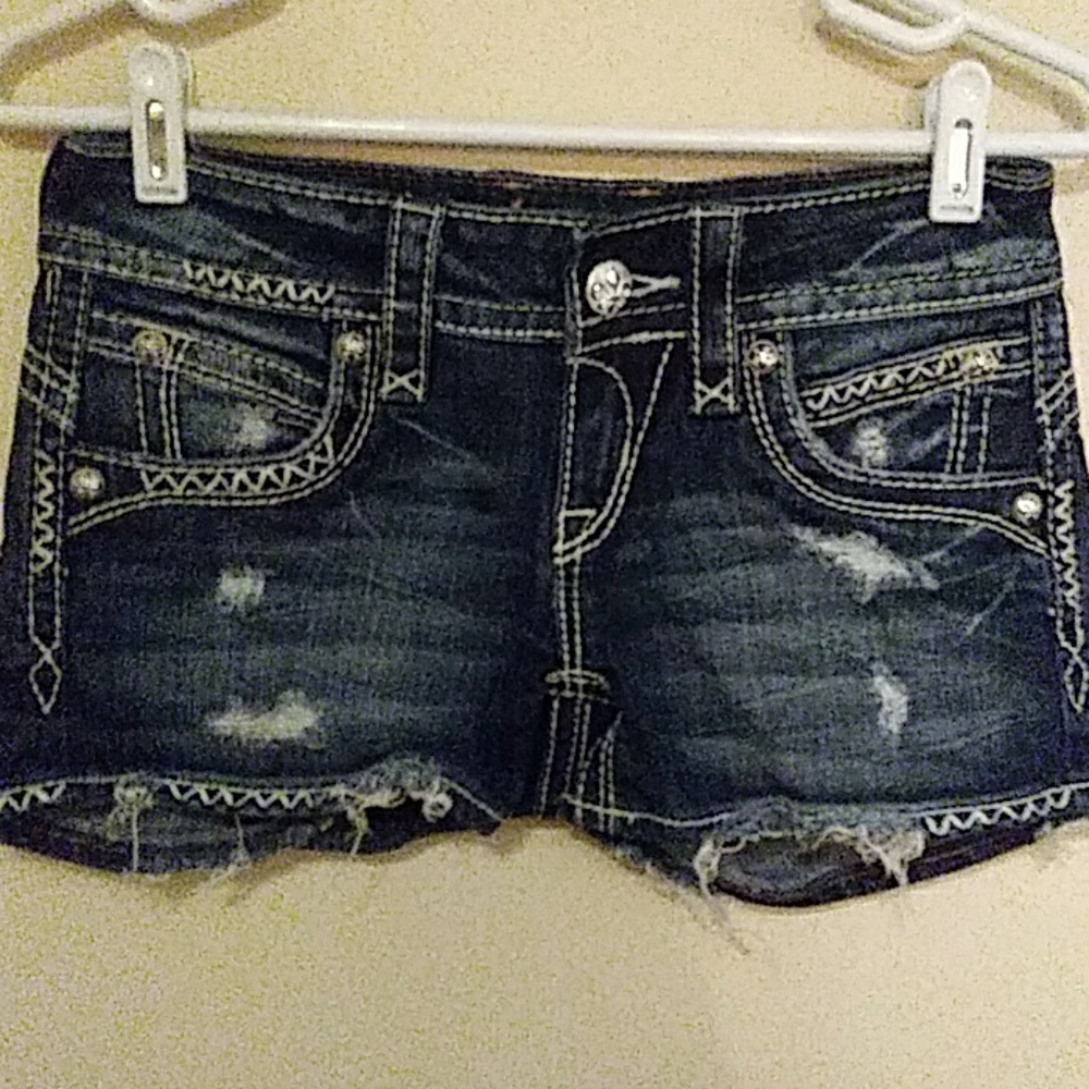 Rock Revival shorts.. Size 26